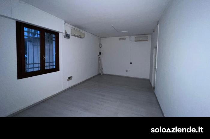 Affitto Immobili uso ufficio - ambulatorio LOCALE IN AFFITTO IN VIA SAN MARCO, 119 a Sant'Angelo di Piove di Sacco (PD)